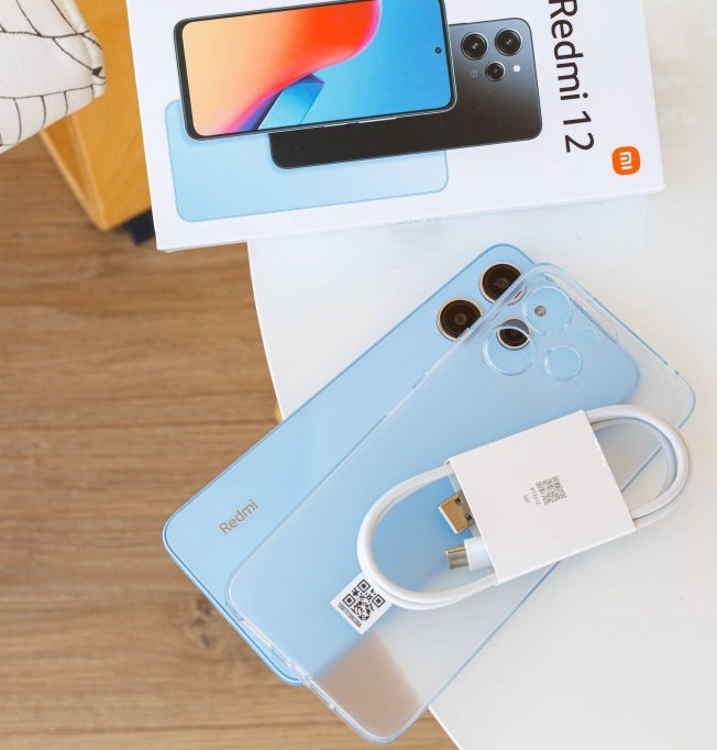 گوشی موبایل شیائومی مدل Redmi 12 4G دو سیم کارت ظرفیت 256 گیگابایت و رم 8 گیگابایت
